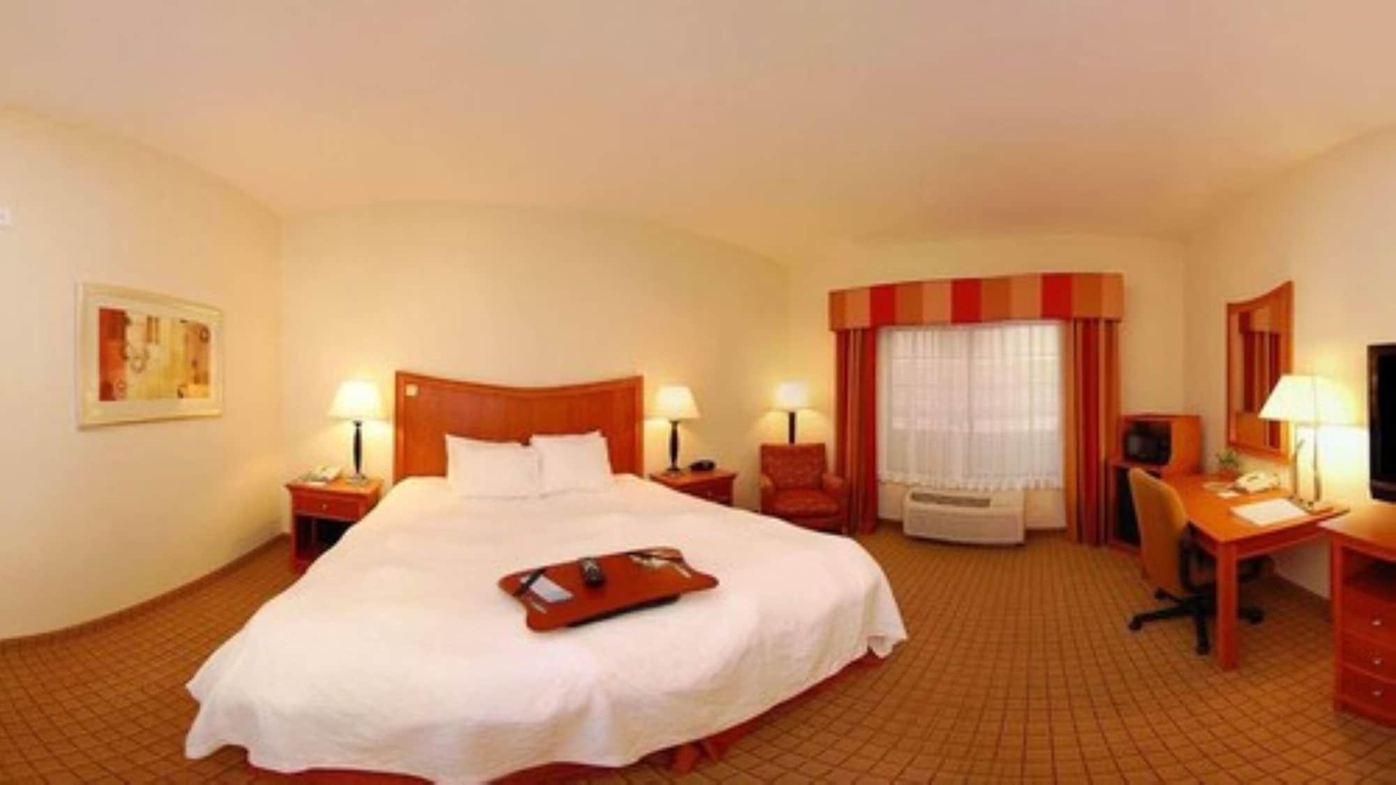 Hampton Inn Norco/Corona Екстериор снимка