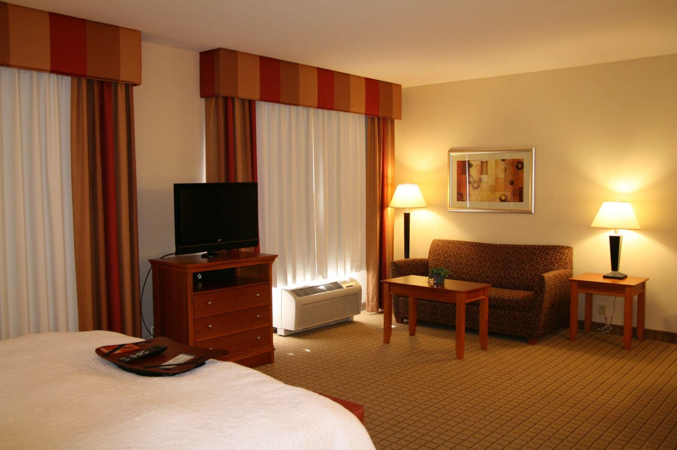 Hampton Inn Norco/Corona Екстериор снимка