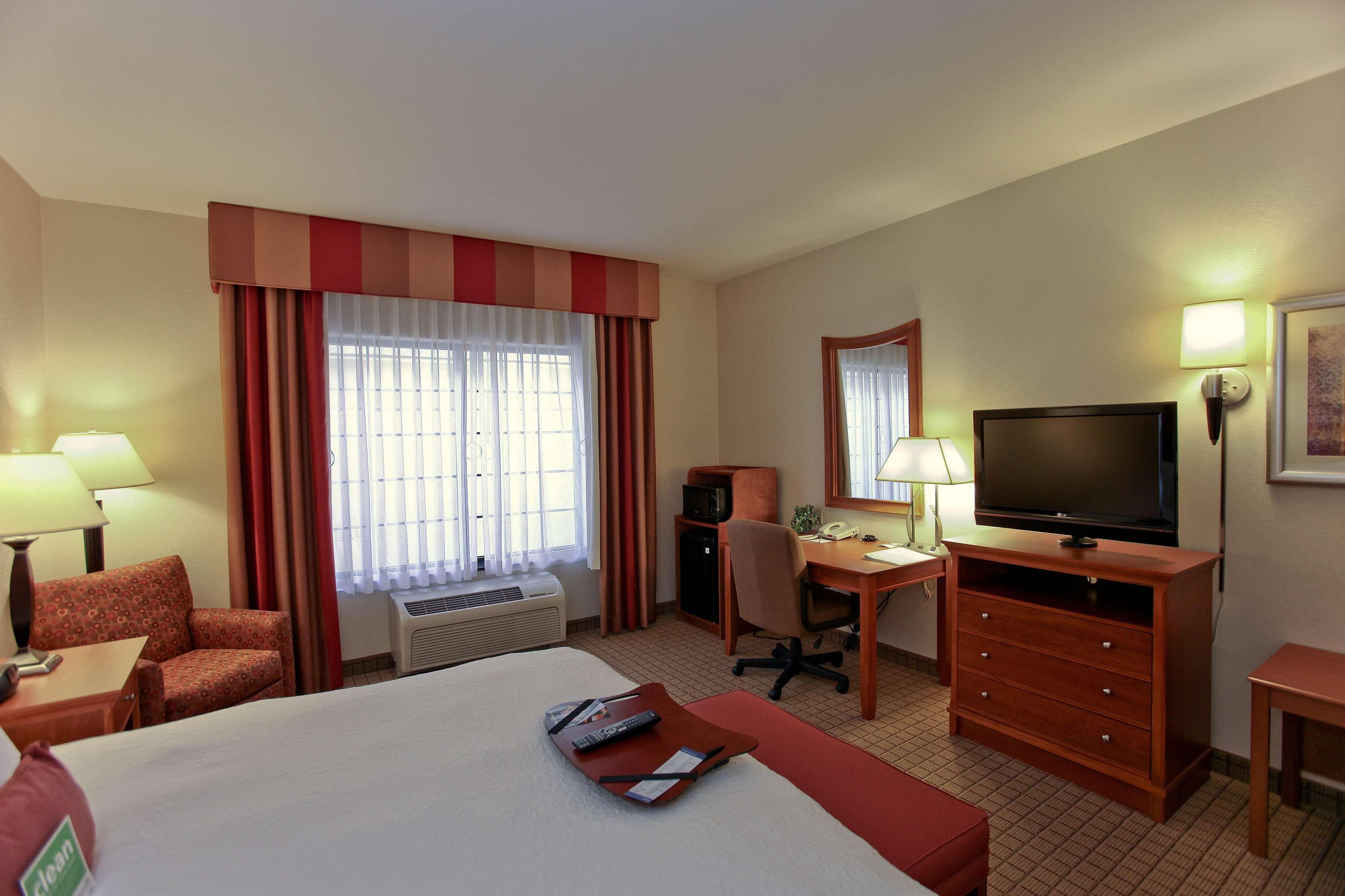 Hampton Inn Norco/Corona Екстериор снимка