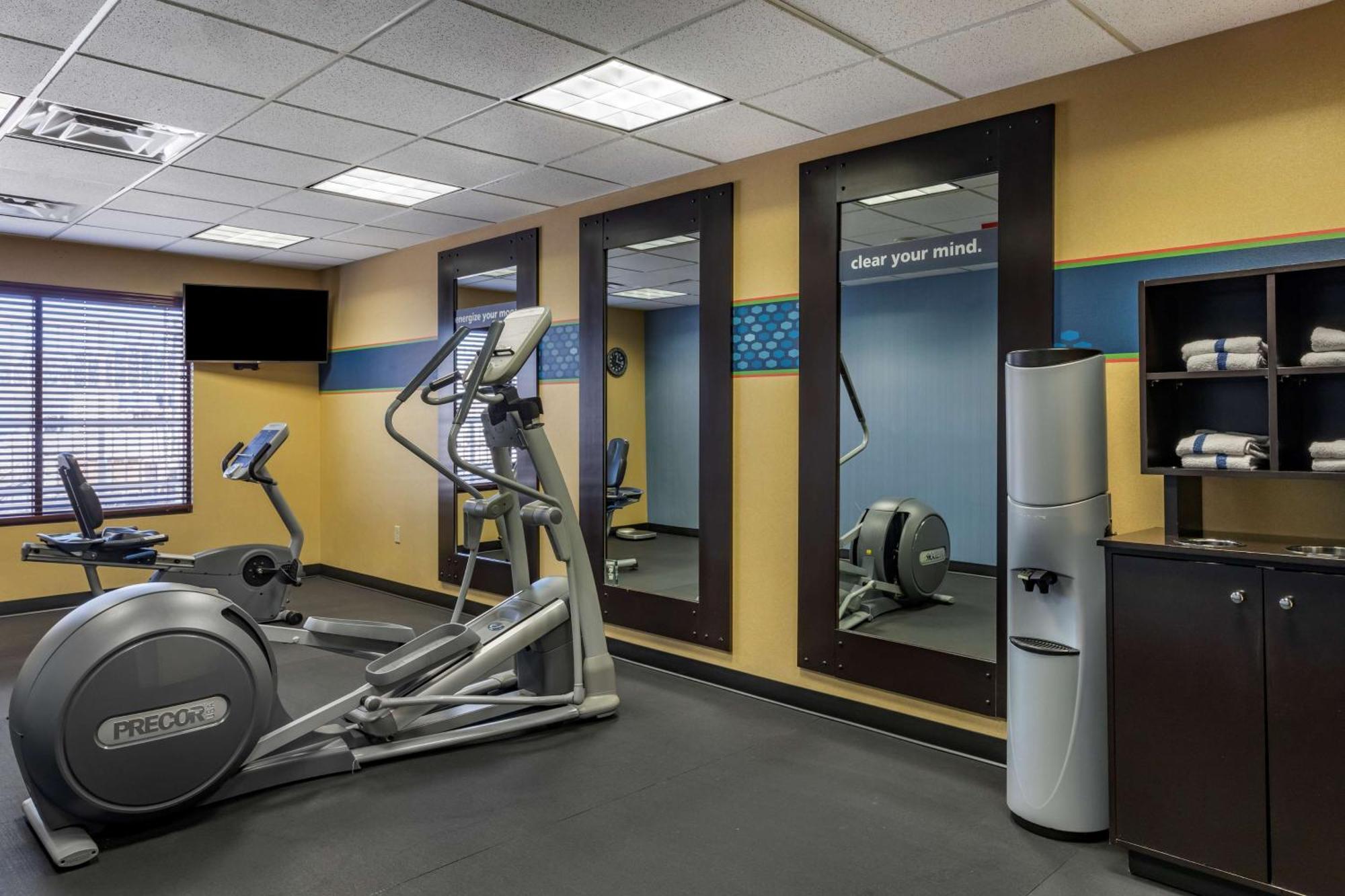 Hampton Inn Norco/Corona Екстериор снимка