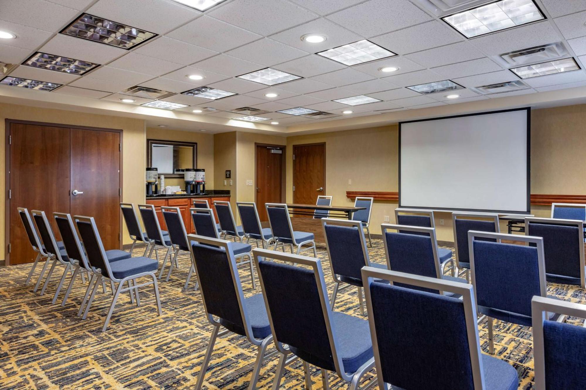 Hampton Inn Norco/Corona Екстериор снимка